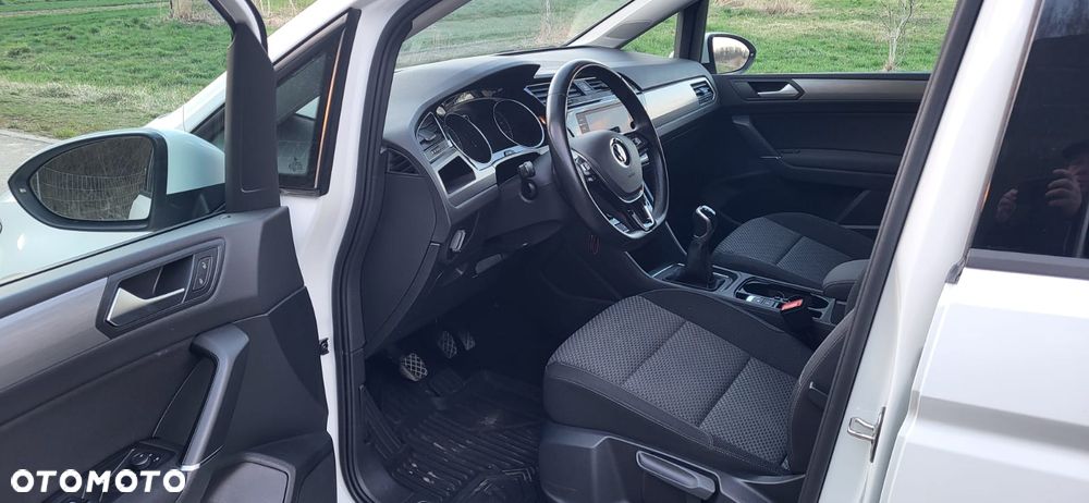 Volkswagen Touran 2.0 TDI BMT SCR Comfortline - 15