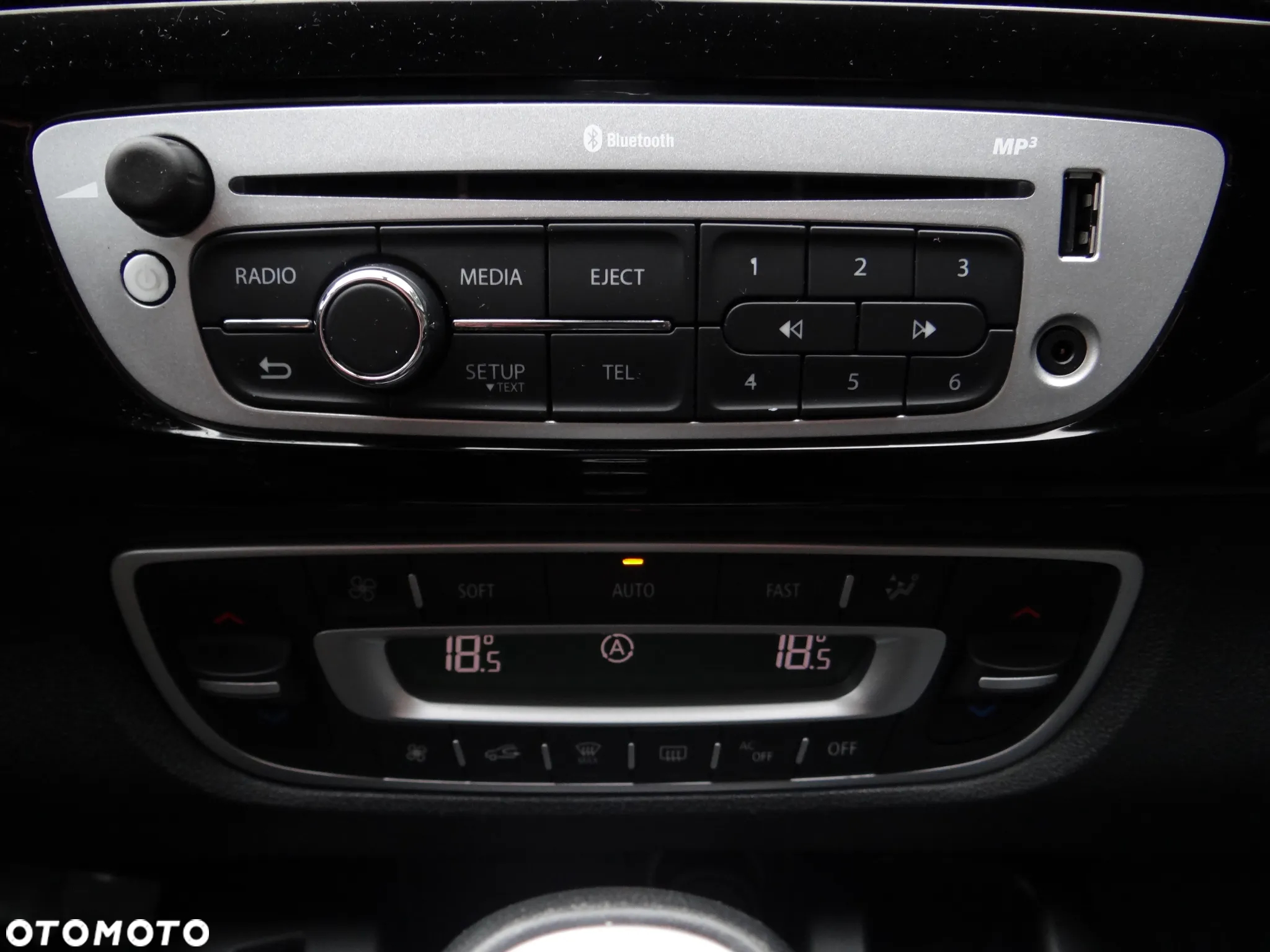 Renault Scenic dCi 110 EDC Bose Edition - 26