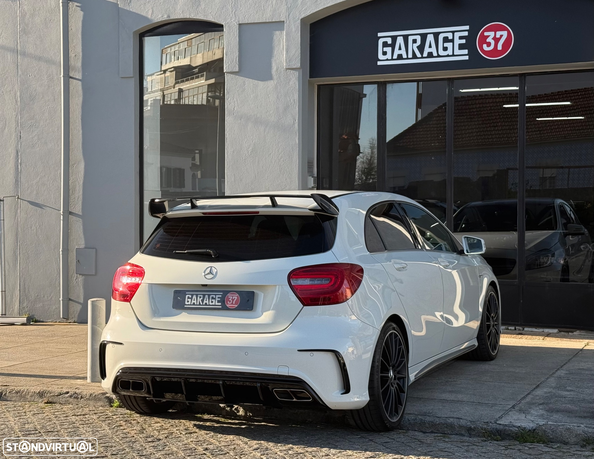 Mercedes-Benz A 45 AMG 4-Matic - 8