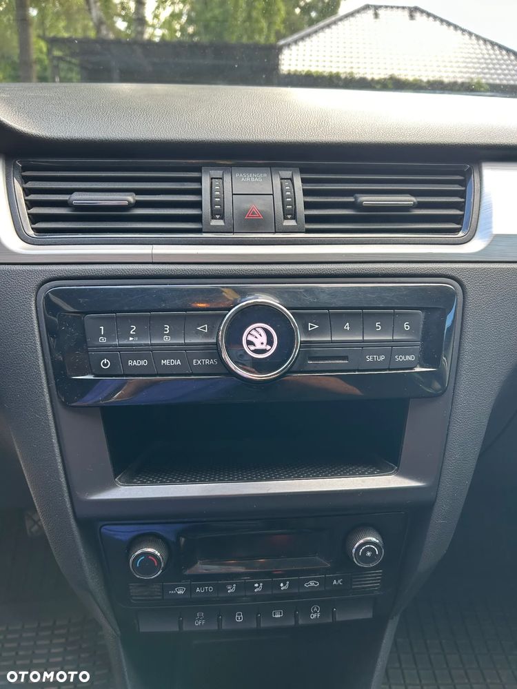 Skoda RAPID - 7