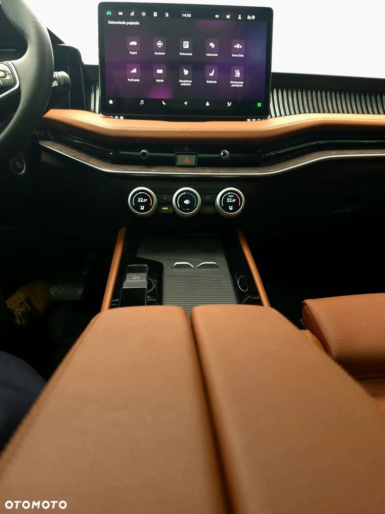 Skoda Superb 1.5 TSI Plug-in Hybrid L&K DSG - 25