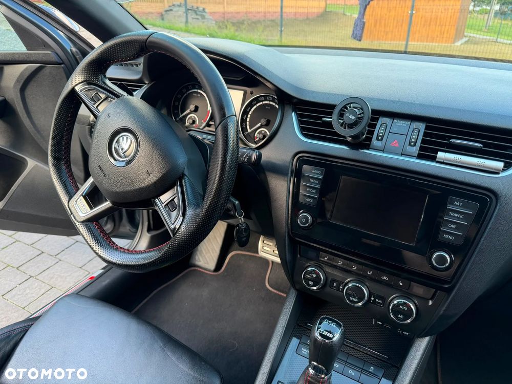 Skoda Octavia 2.0 TDI RS DSG - 11