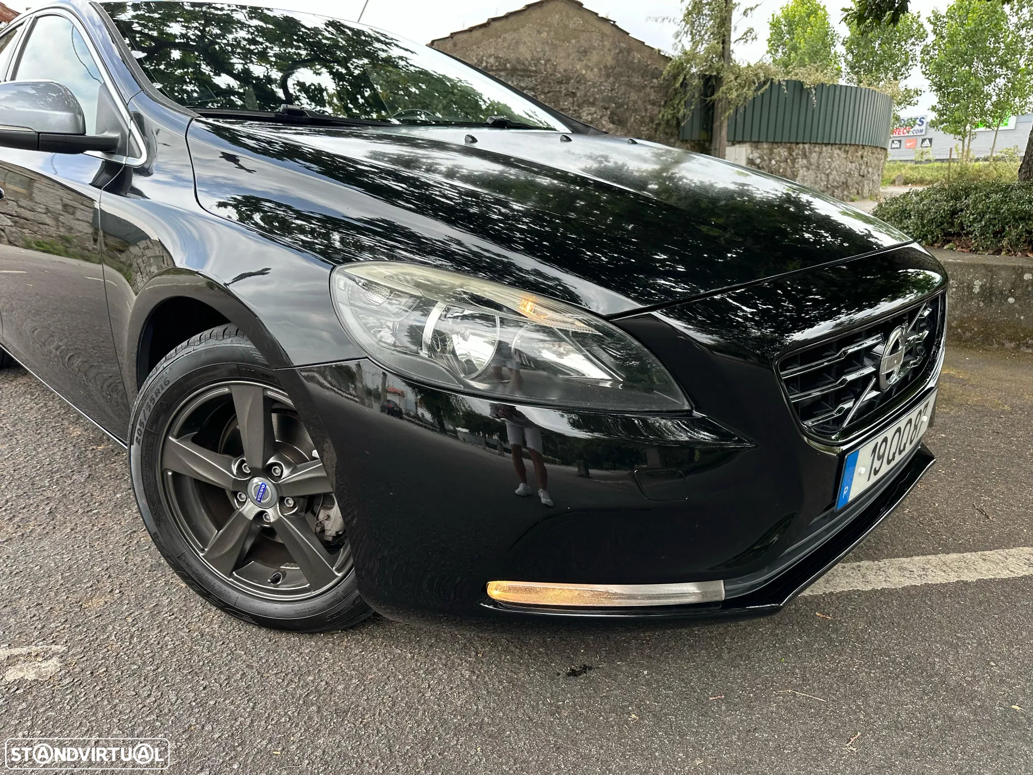 Volvo V40 2.0 D2 Momentum Eco - 2
