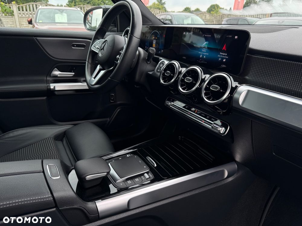 Mercedes-Benz GLB 200 d 8G-DCT Progressive Advanced - 31