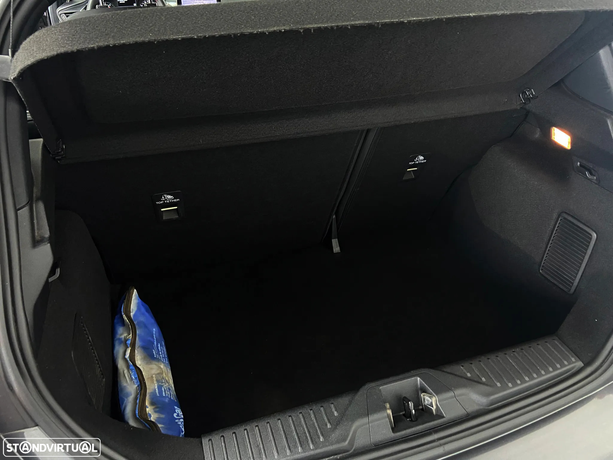 Ford Fiesta 1.0 EcoBoost ST-Line - 11