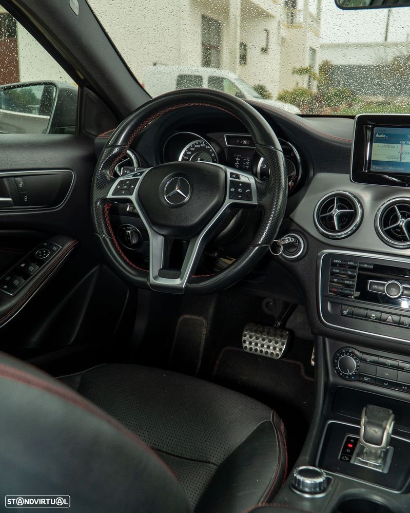 Mercedes-Benz GLA 45 AMG 4-Matic - 14