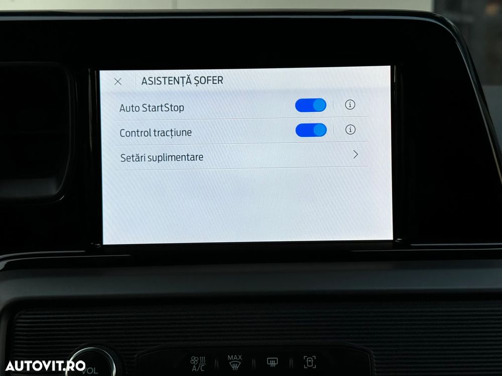 Ford Tourneo Courier 1.0 EcoBoost Trend - 28