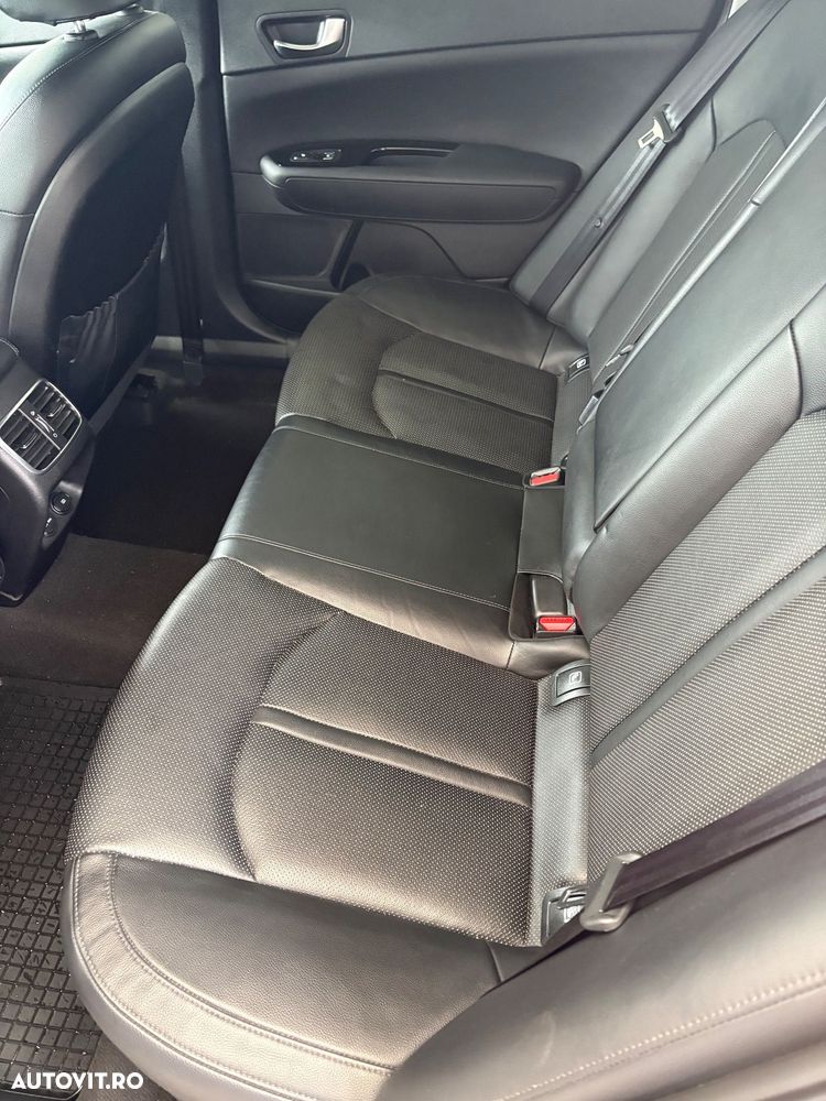 Kia Optima Sportagon 1.7 CRDI DCT Business Supreme - 13