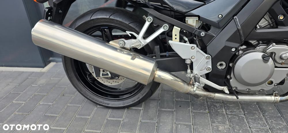Suzuki SV - 15