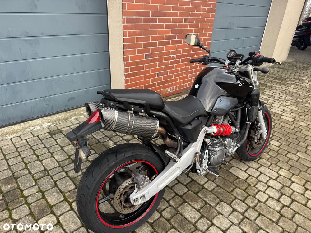 Yamaha MT - 4