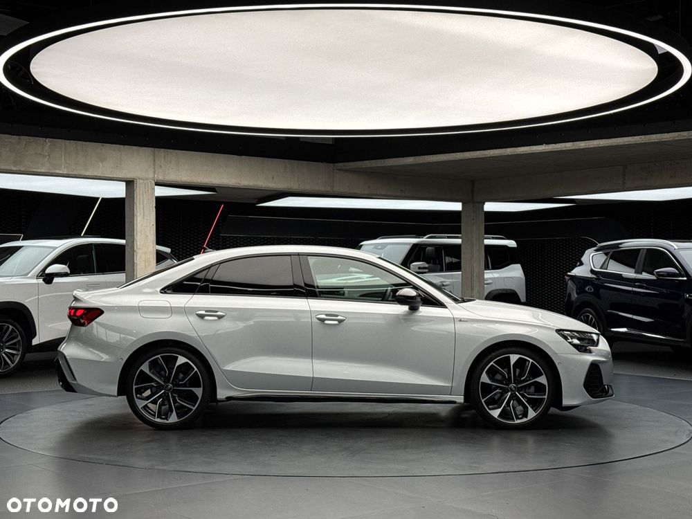 Audi A3 Limousine 35 TFSI mHEV S Line S tronic - 7