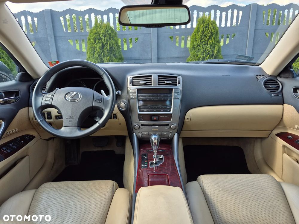 Lexus IS 250 Prestige - 8