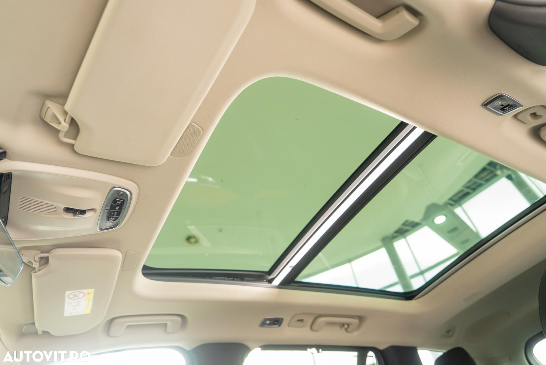 Volvo XC 90 - 16