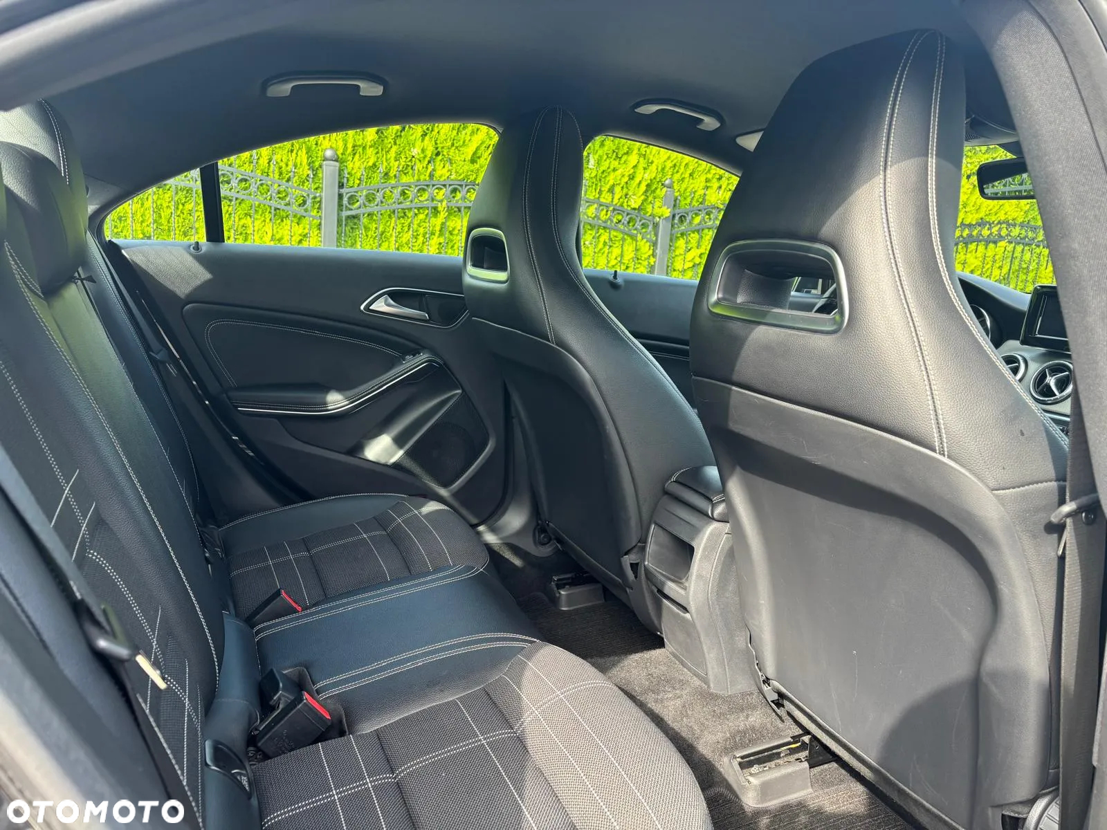 Mercedes-Benz CLA 200 7G-DCT - 14