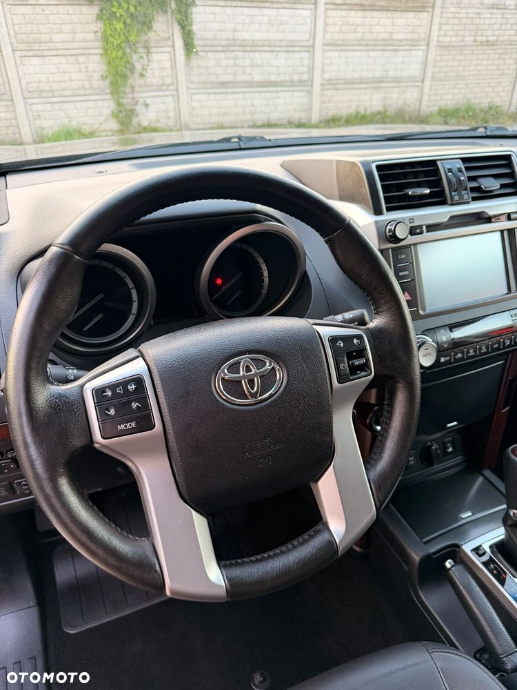Toyota Land Cruiser 3.0 D-4D Automatik Executive - 16