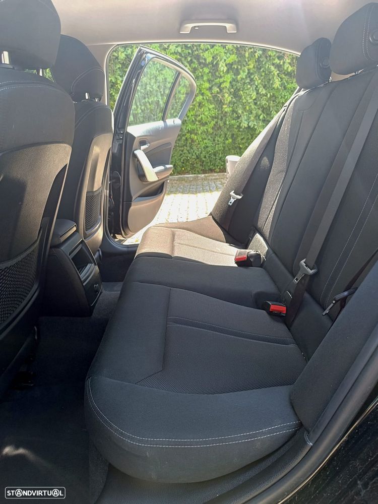 BMW 116 d Line Sport - 18