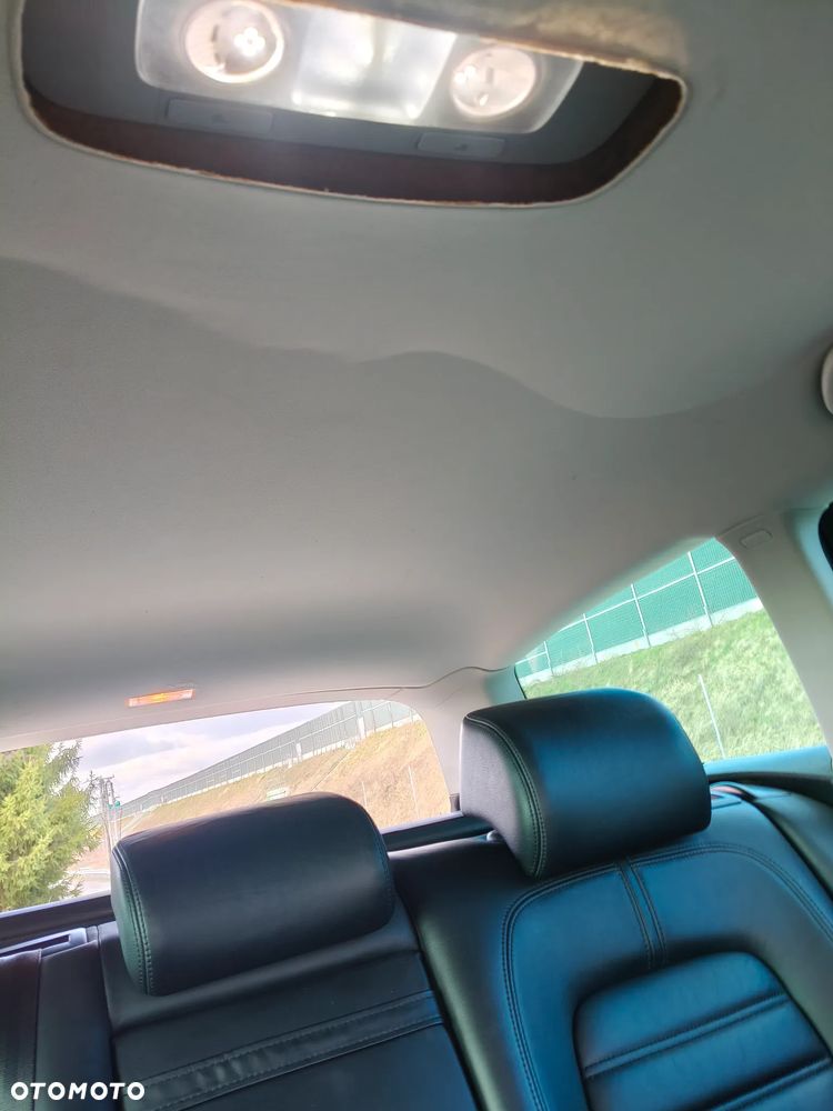 Volkswagen Passat 2.0 TDI DPF Highline - 29