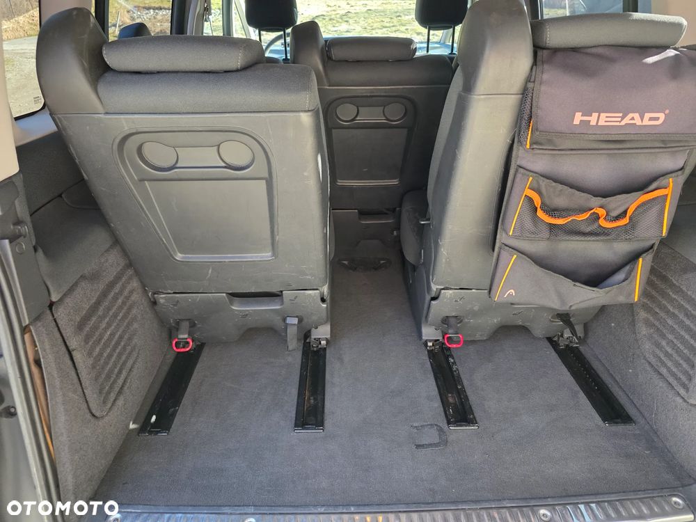 Renault Espace 2.0 dCi Voyage - 11