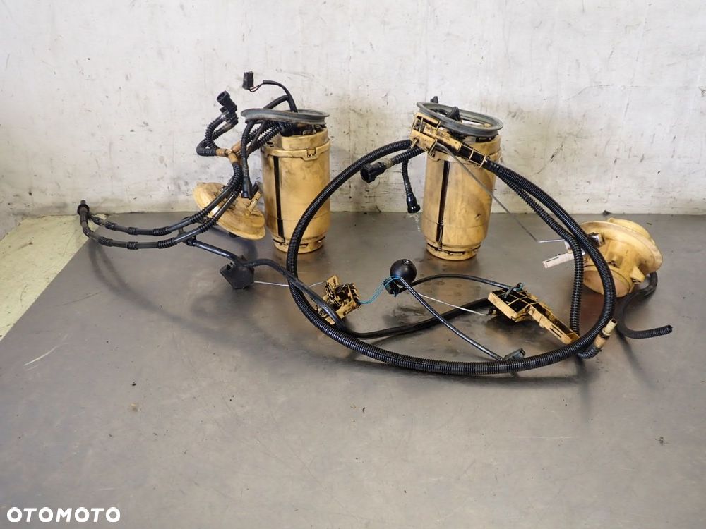 POMPA PALIWA VOLKSWAGEN TOUAREG 5.0 7L6919679C   7L6919088   7L6919679B - 1