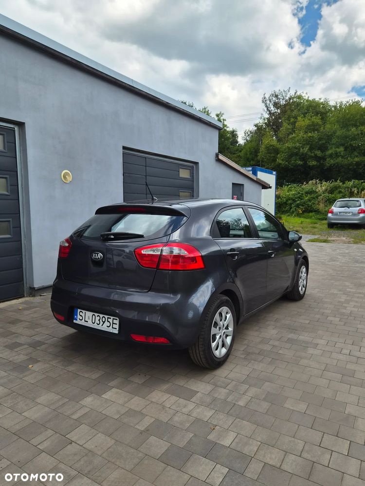 Kia Rio 1.2 M (klm) - 12