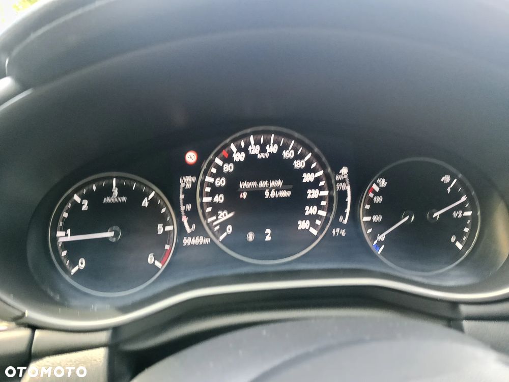 Mazda 3 - 7