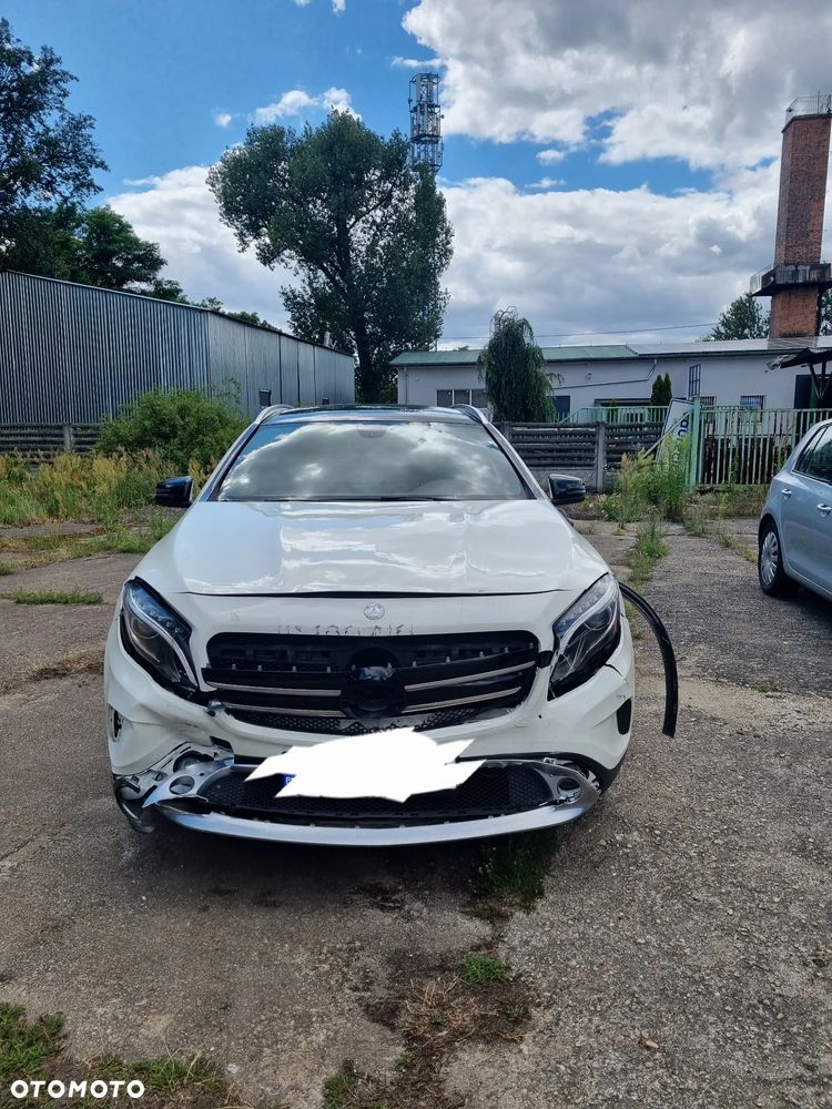 Mercedes-Benz GLA 250 4-Matic - 1