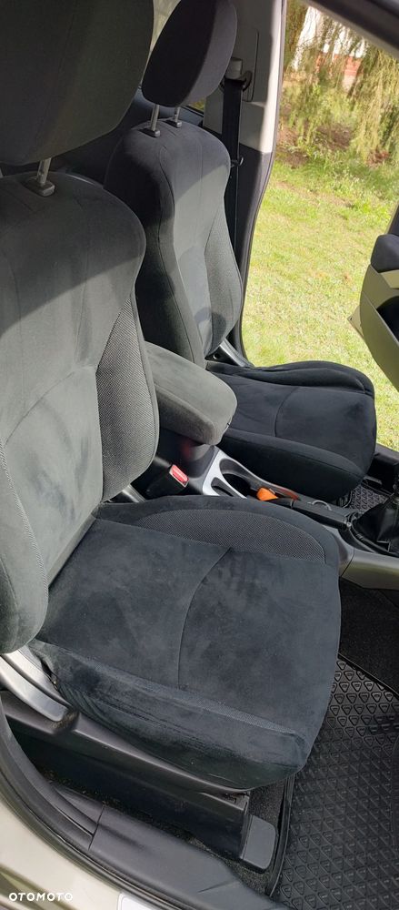 Mitsubishi Outlander 2.2 DI-D 4WD Invite - 26