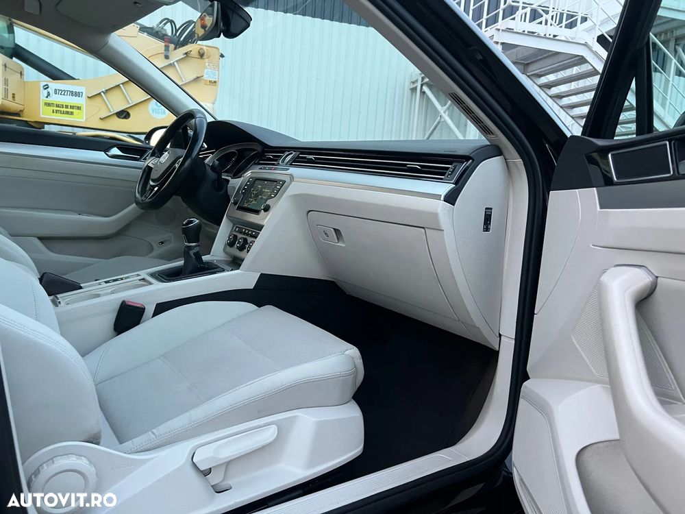 Volkswagen Passat - 40