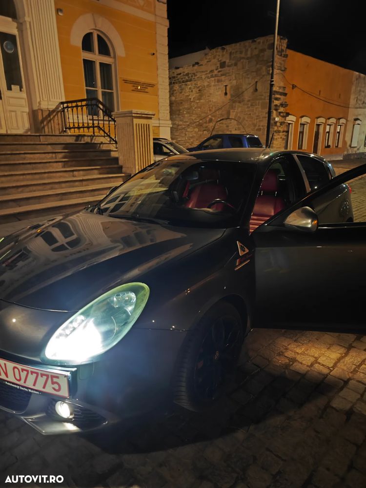 Alfa Romeo Giulietta 1.8 TBi 16V Quadrifoglio Verde - 3