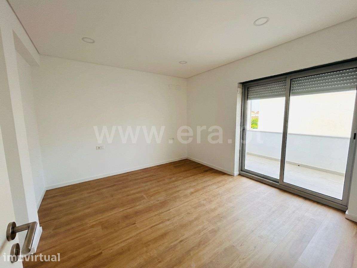 Apartamento T2 Paredes - Grande imagem: 5/9