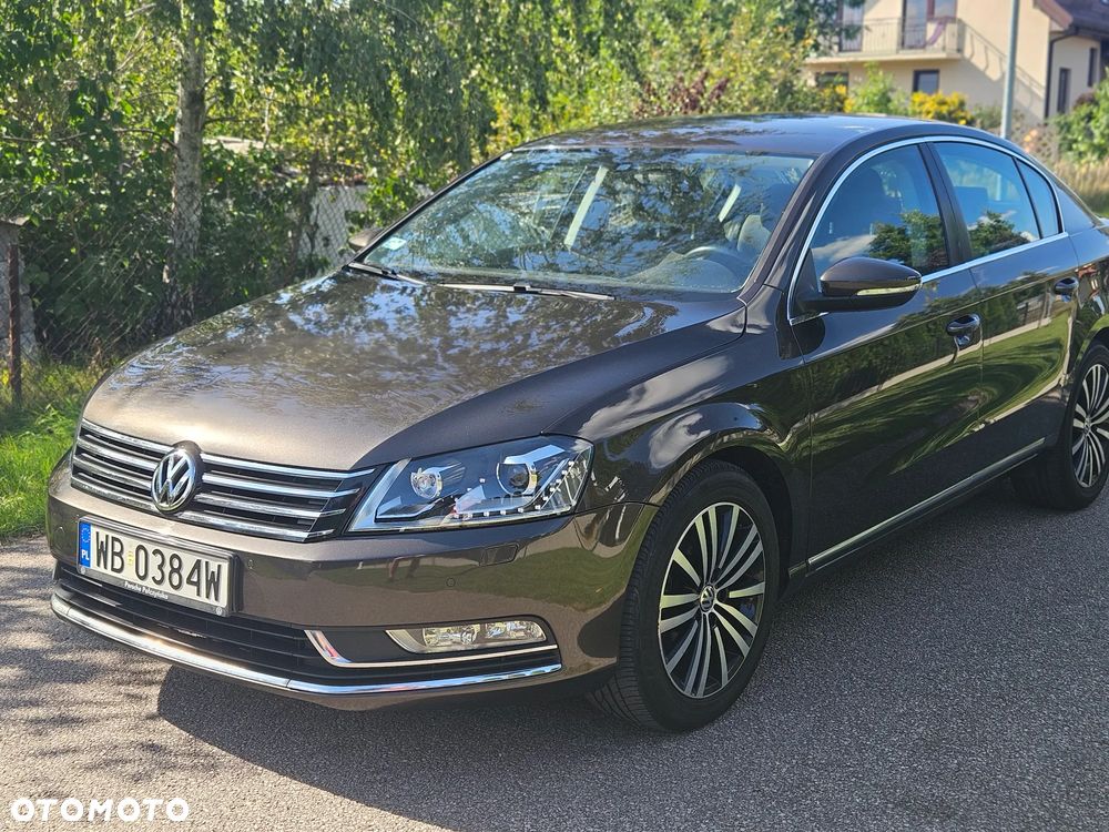 Volkswagen Passat 1.4 TSI BMT Highline - 2