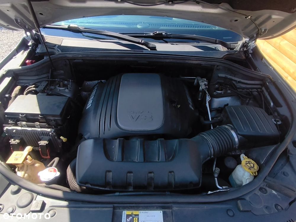 Jeep Grand Cherokee 5.7 V8 Overland Summit - 27