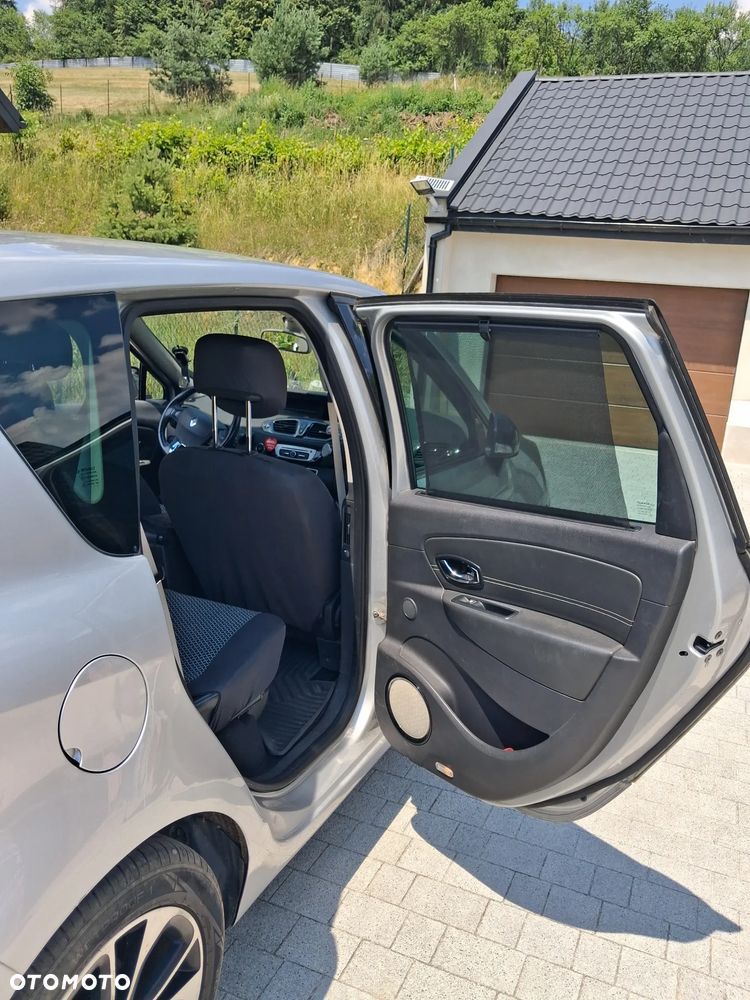 Renault Scenic 1.5 dCi Bose EDC - 2