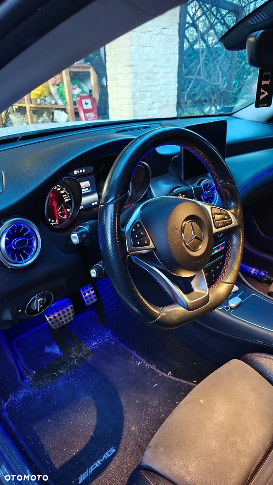 Mercedes-Benz CLA 180 7G-DCT AMG Line - 24