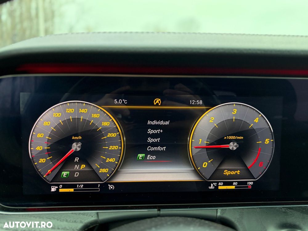 Mercedes-Benz E 220 d T 9G-TRONIC AMG Line - 33