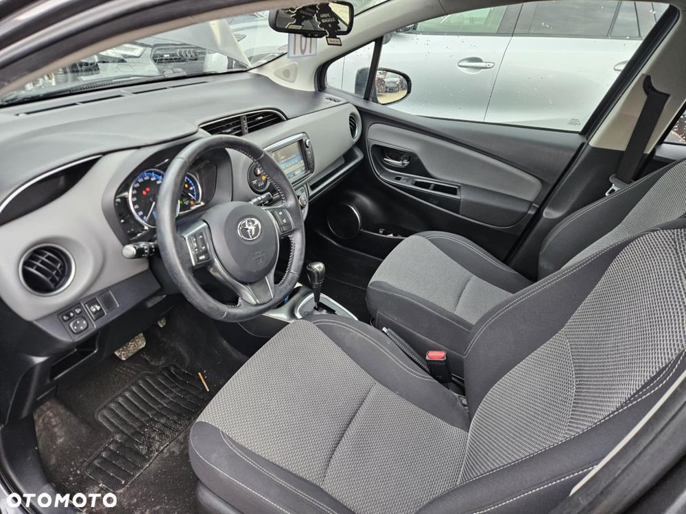 Toyota Yaris 1.5 VVT-i Lounge - 7