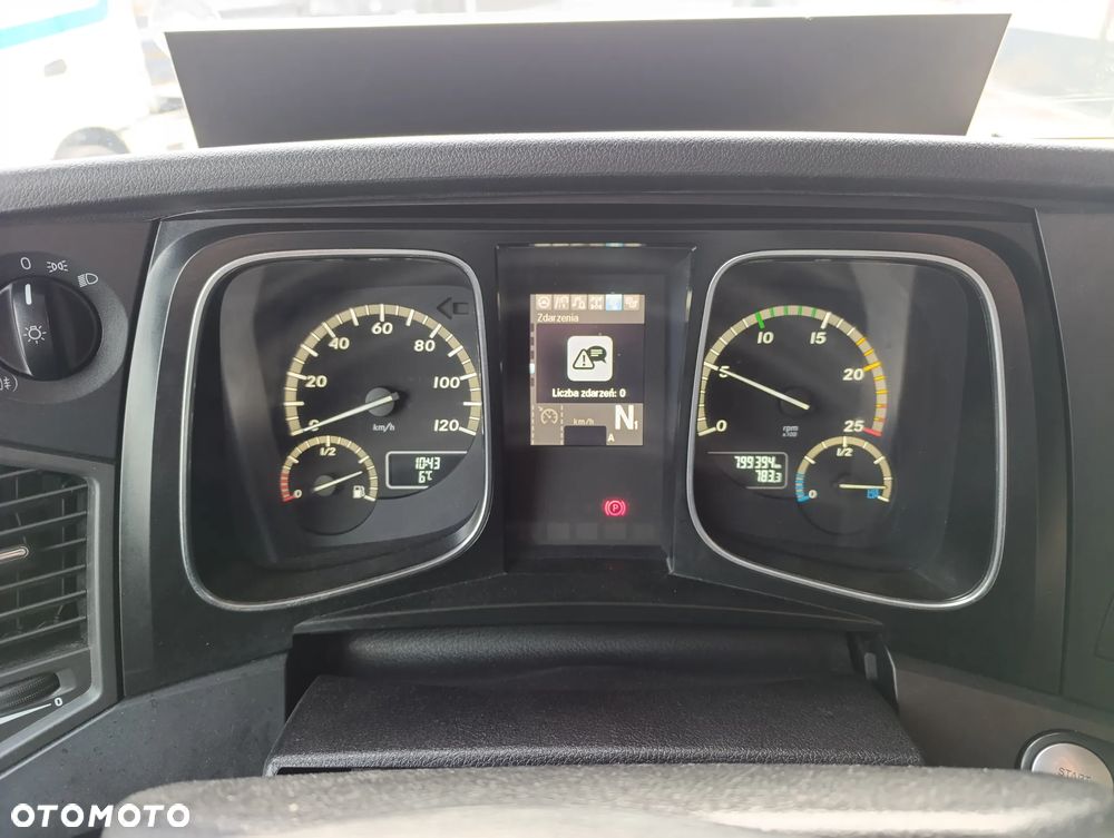 Mercedes-Benz Actros - 14