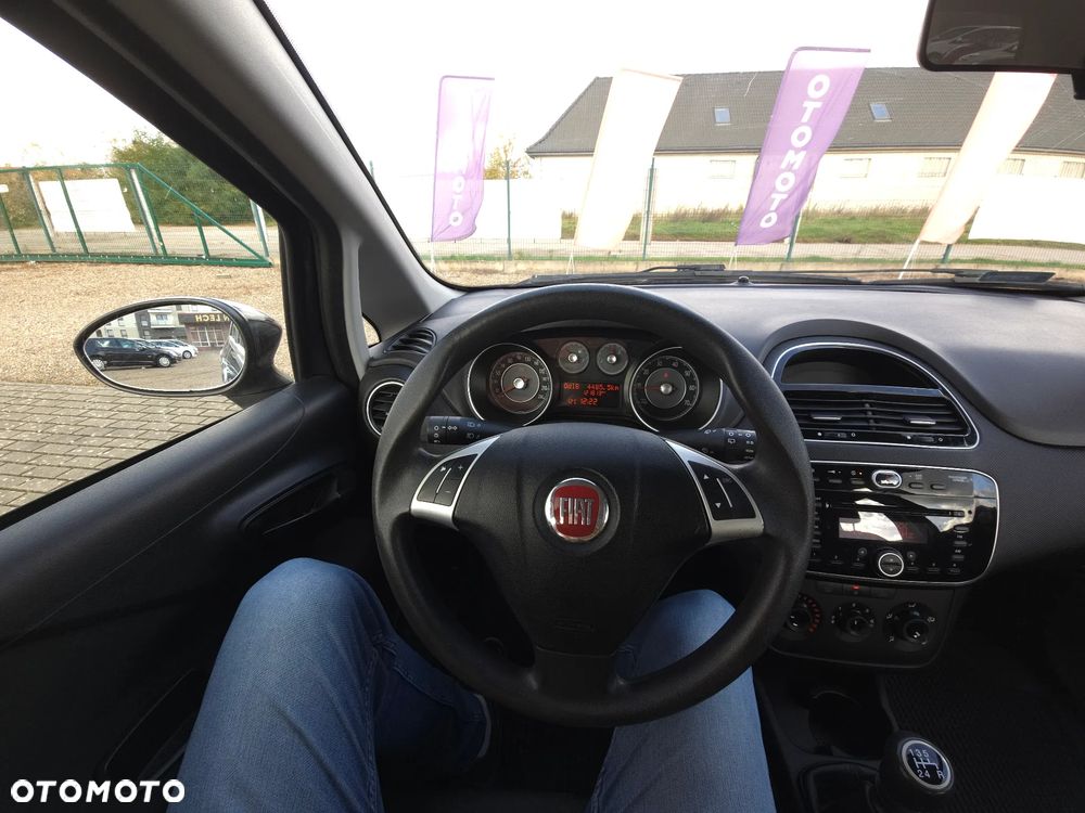 Fiat Punto 1.4 Easy S&S - 25