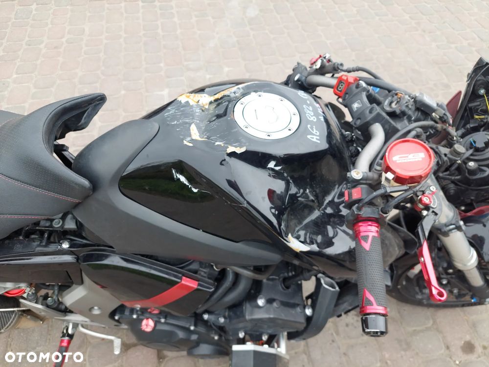 Honda CB - 10