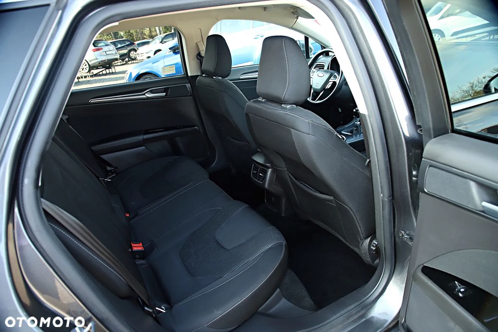 Ford Mondeo 2.0 EcoBlue Titanium - 22