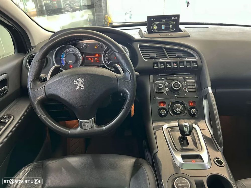 Peugeot 3008 2.0 HDi Hybrid4 - 9