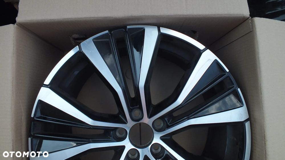 Felga aluminiowa 20 Volvo XC60 II 5x108 32358567 - 5