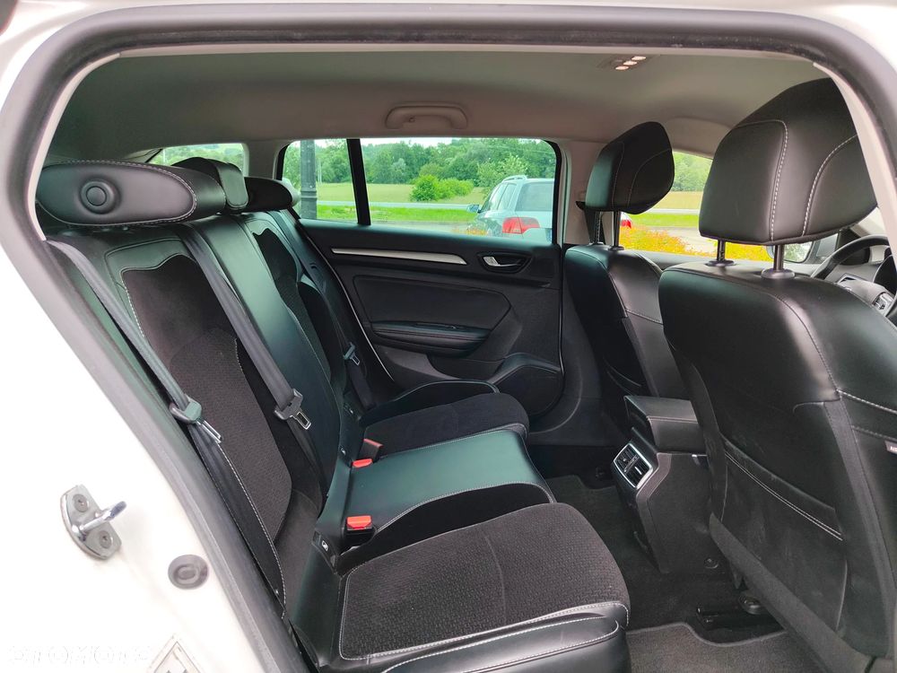Renault Megane ENERGY dCi 130 GT LINE - 17
