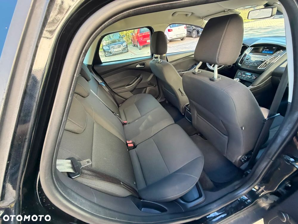 Ford Focus - 12