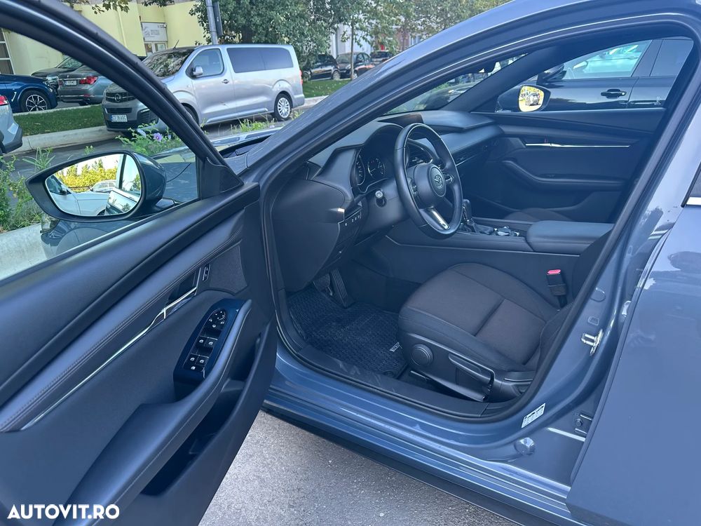 Mazda 3 e-Skyactiv G122 AT MHEV Plus - 9