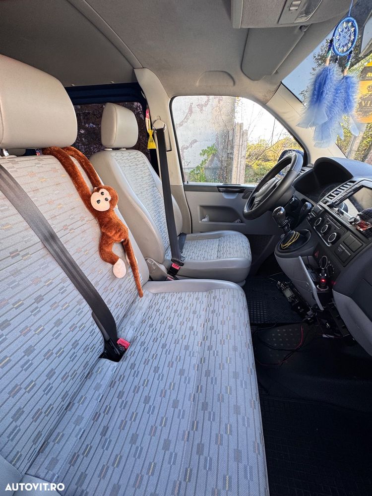 Volkswagen Transporter - 11