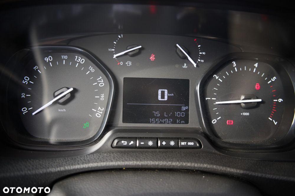 Opel Vivaro L3 2.0 150KM - 27