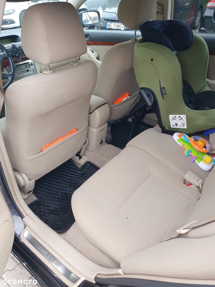 Toyota Avensis 2.0 VVT-i Sol Plus - 10