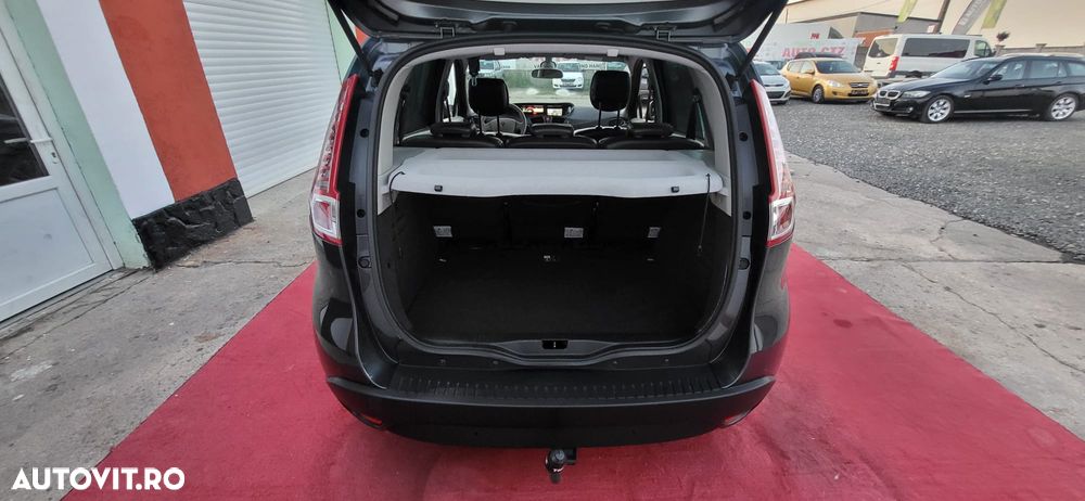 Renault Scenic - 25