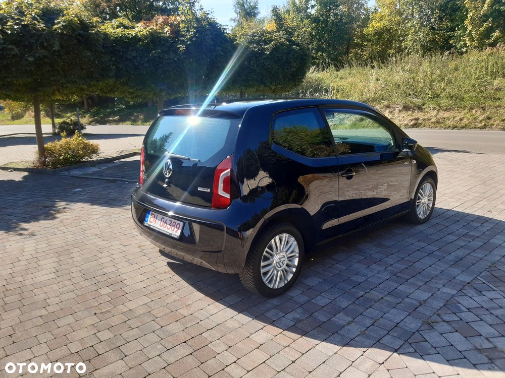 Volkswagen up! BlueMotion Technology cup - 6